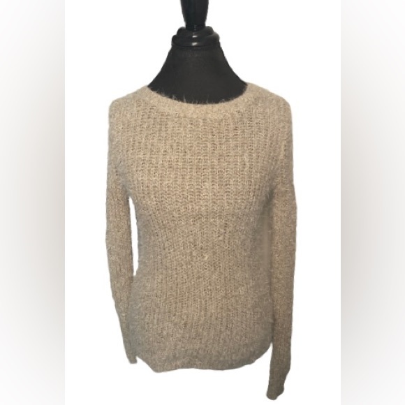 Abercrombie & Fitch Sweaters - Abercrombie & Fitch Fuzzy Sweater